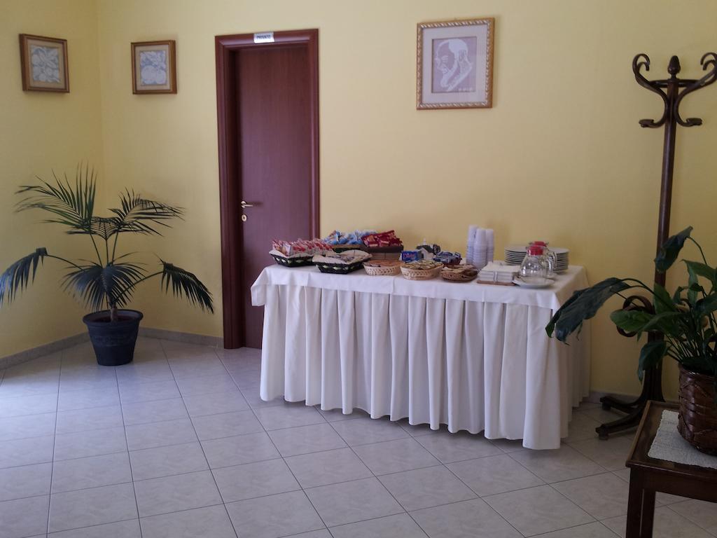 Holiday B&B Vico Del Gargano Εξωτερικό φωτογραφία