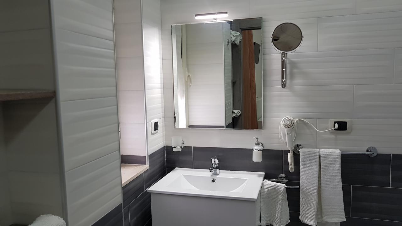 Holiday B&B Vico Del Gargano Εξωτερικό φωτογραφία